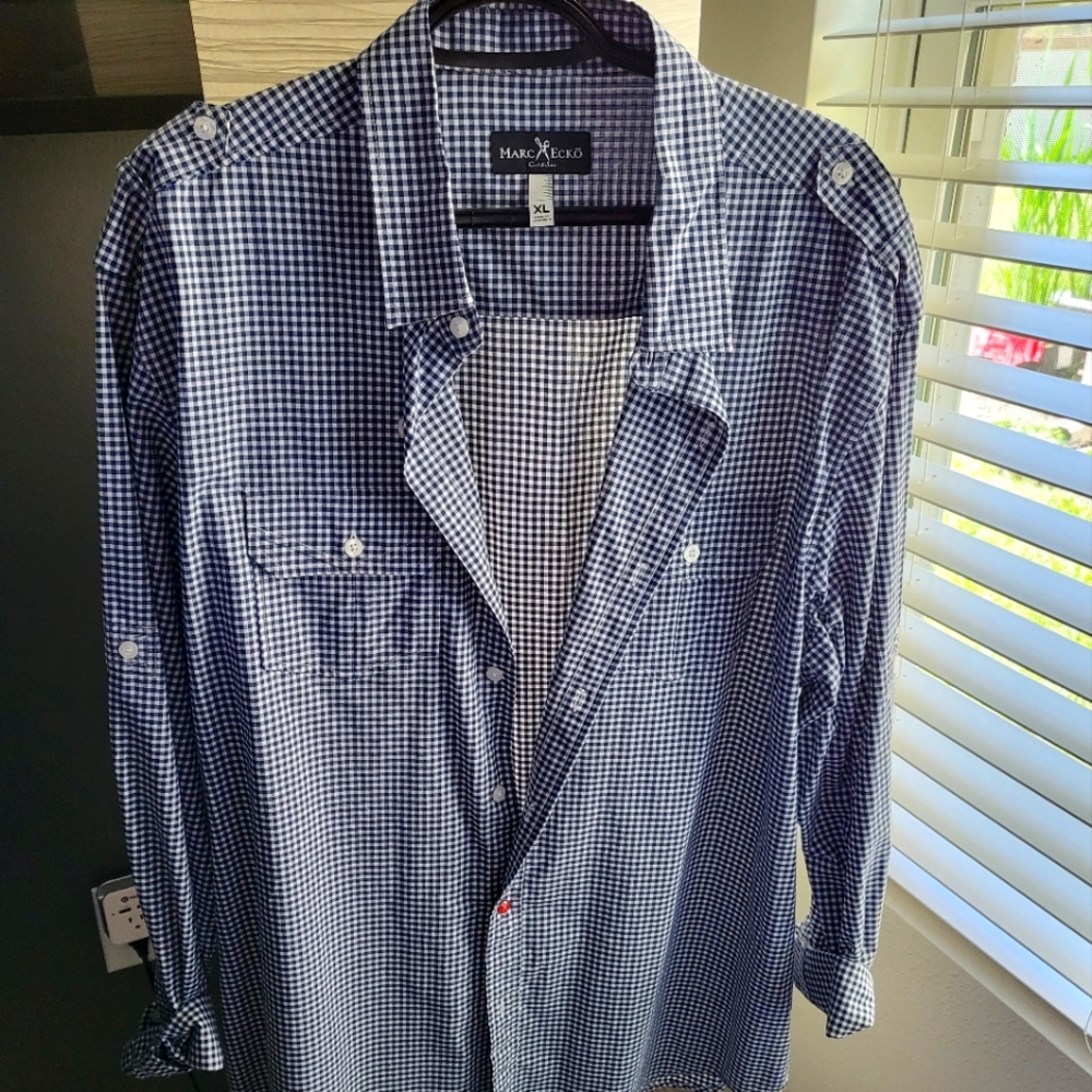 XL Mark Ecko button up shirt navy blue/white